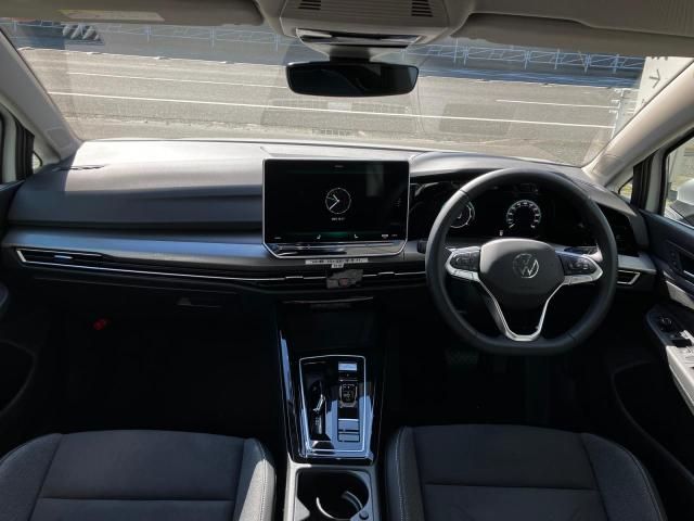 VOLKSWAGEN VOLKSWAGEN GOLF 2025