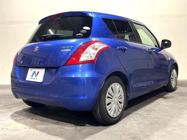 SUZUKI SWIFT 2015