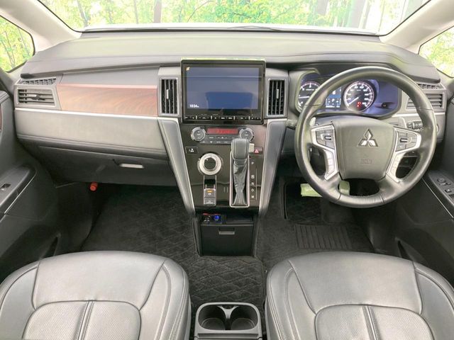 MITSUBISHI DELICA D:5 4WD 2022