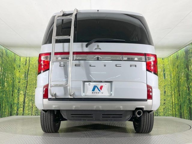 MITSUBISHI DELICA D:5 4WD 2022