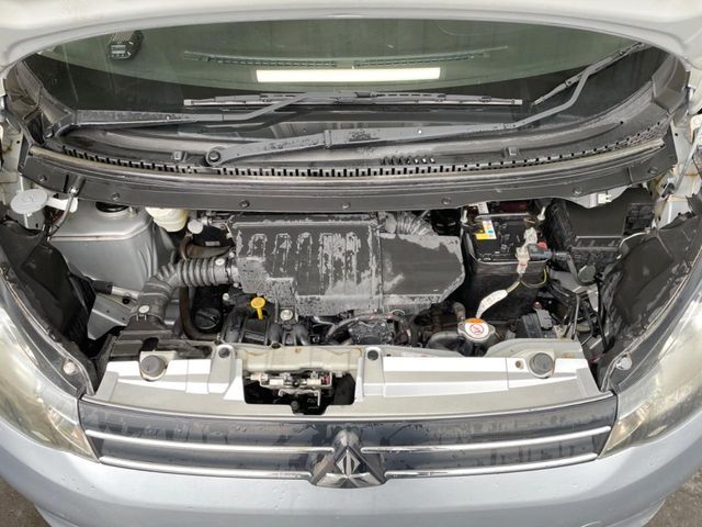 MITSUBISHI eK WAGON 2015