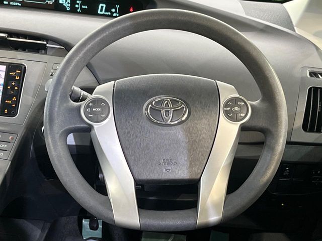 TOYOTA PRIUS 2014