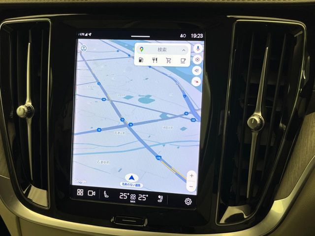 VOLVO VOLVO V60 2022