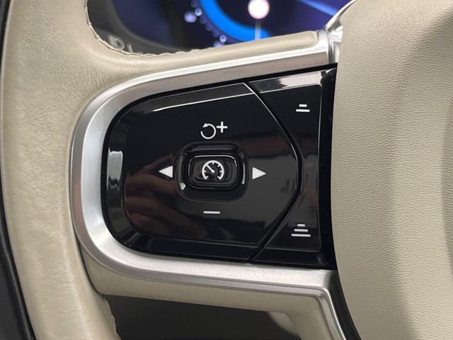 VOLVO VOLVO V60 2022