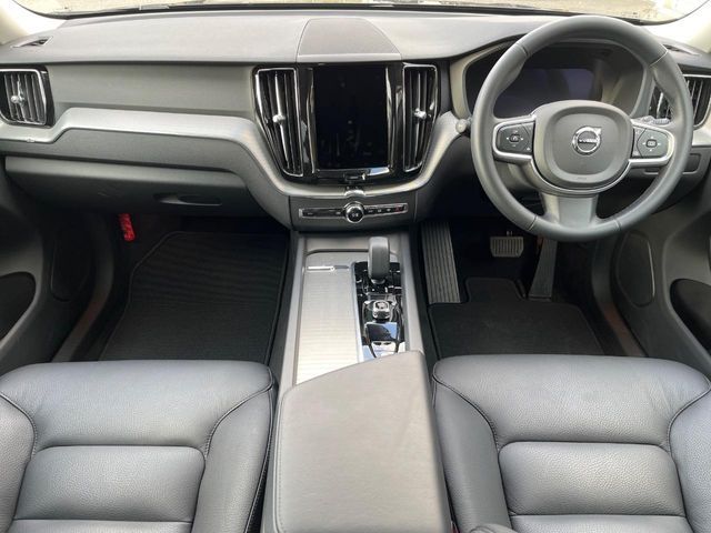 VOLVO VOLVO XC60 2022