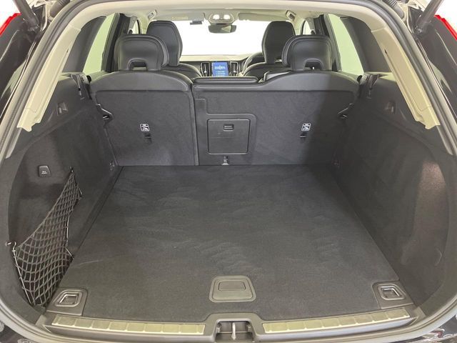 VOLVO VOLVO XC60 2022