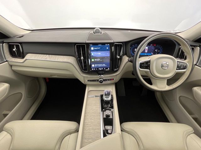 VOLVO VOLVO XC60 2023