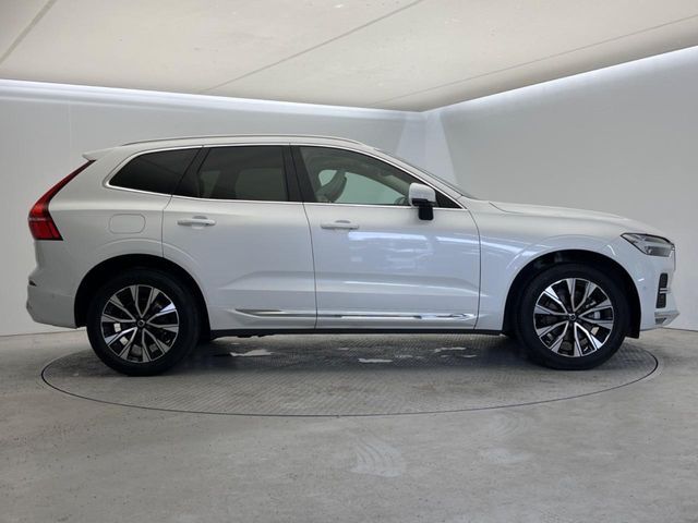 VOLVO VOLVO XC60 2023