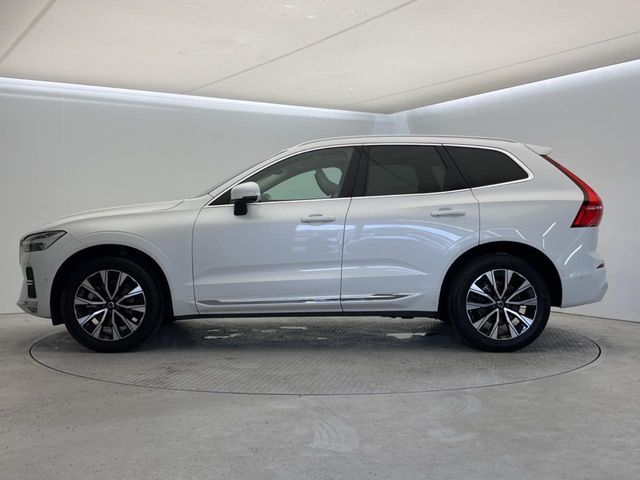 VOLVO VOLVO XC60 2023