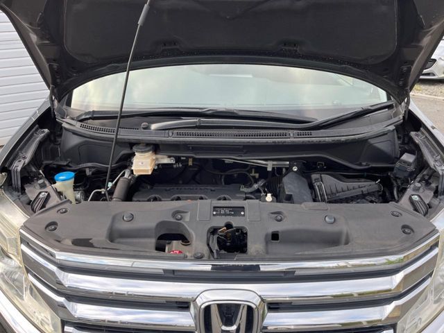 HONDA STEPWAGON SPADA 2015