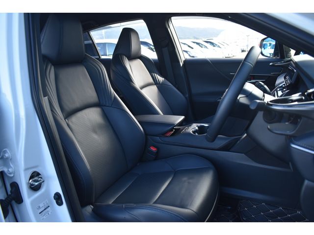 TOYOTA HARRIER HYBRID 2025