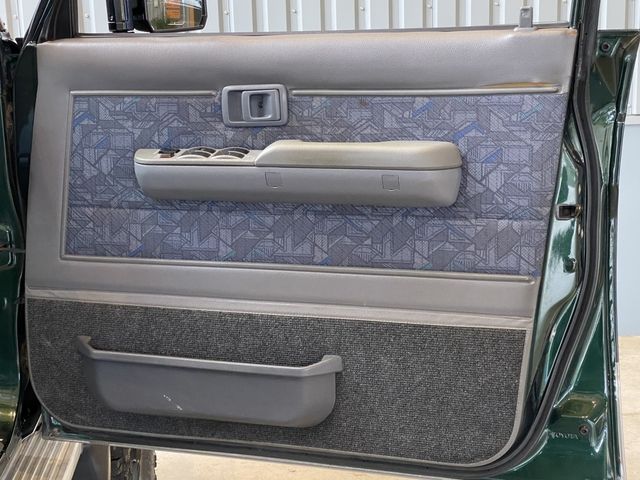 TOYOTA LANDCRUISER van 2000