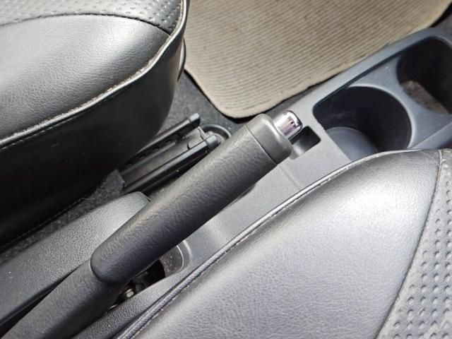 DAIHATSU MIRA e:S 2012