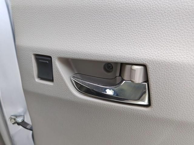 DAIHATSU MIRA e:S 2012