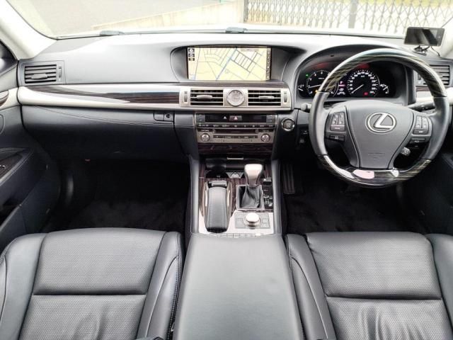 TOYOTA LEXUS LS460 2015