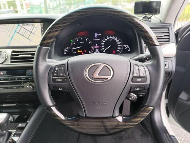 TOYOTA LEXUS LS460 2015