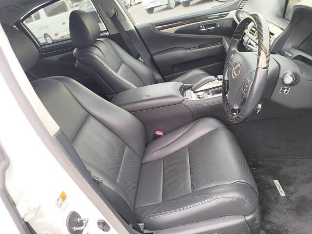 TOYOTA LEXUS LS460 2015