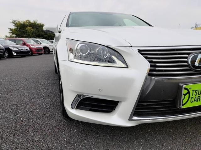 TOYOTA LEXUS LS460 2015