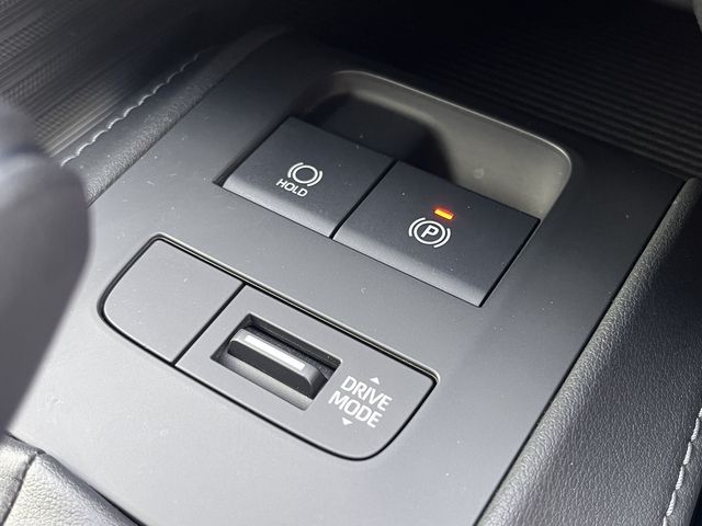 TOYOTA HARRIER 2WD 2020