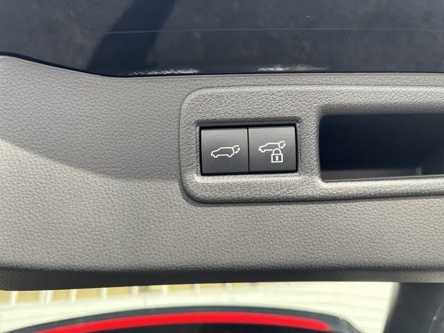 TOYOTA HARRIER 2WD 2020