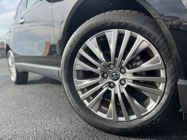 TOYOTA HARRIER 2WD 2020