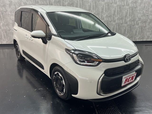 TOYOTA SIENTA 2022