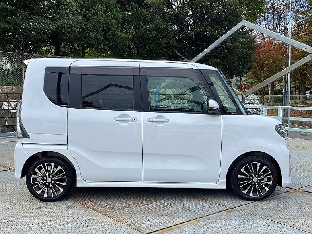 DAIHATSU TANTO CUSTOM 2021