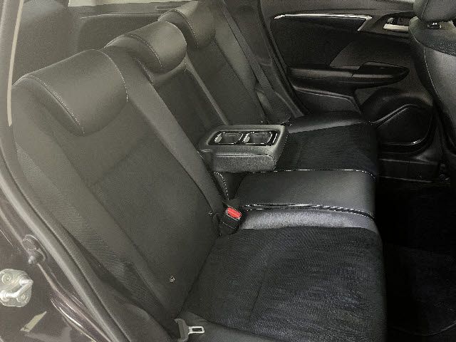 HONDA SHUTTLE HYBRID 2020