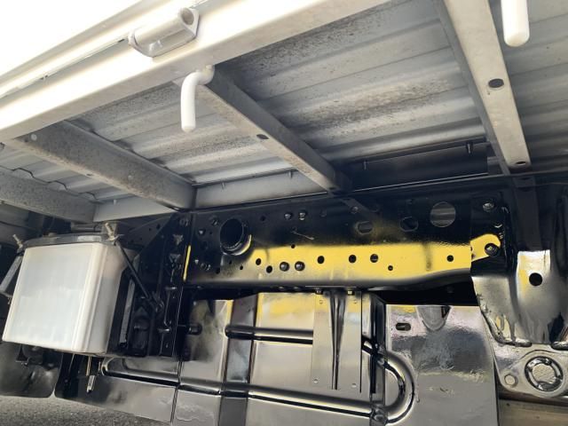 NISSAN VANETTE truck 2WD 2011