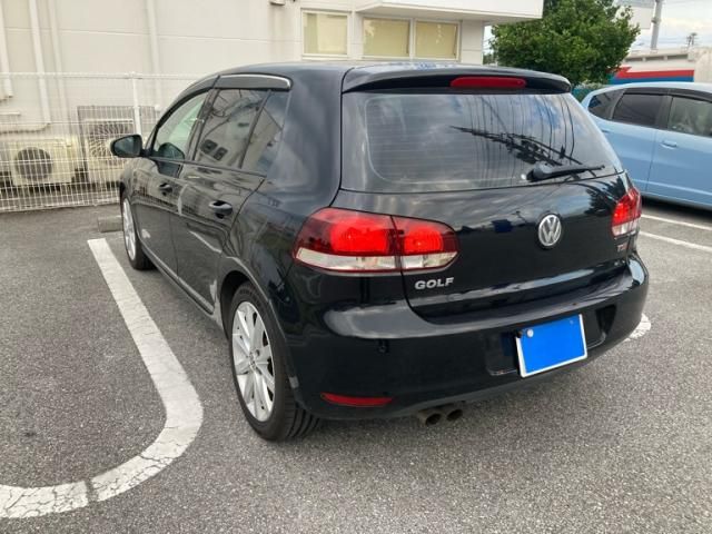 VOLKSWAGEN VOLKSWAGEN GOLF 2011