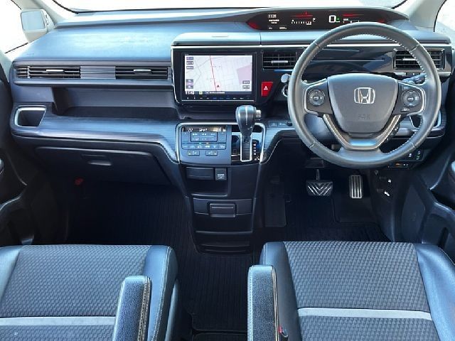 HONDA STEPWAGON SPADA 2017