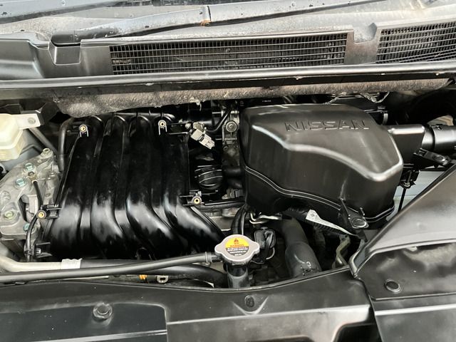 NISSAN SERENA  WG 2011