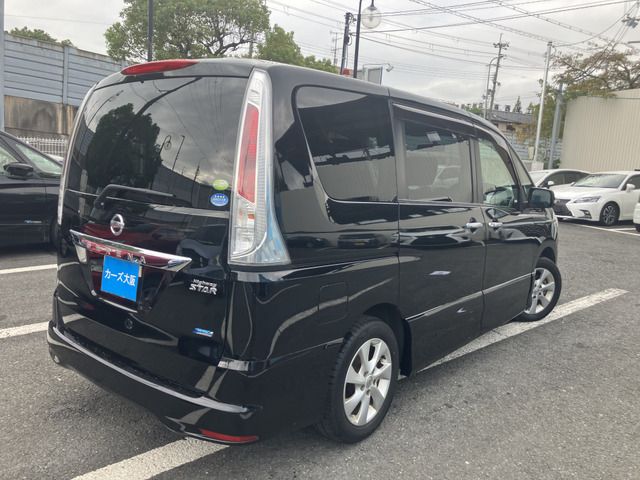 NISSAN SERENA  WG 2011