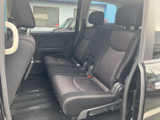 NISSAN SERENA  WG 2011