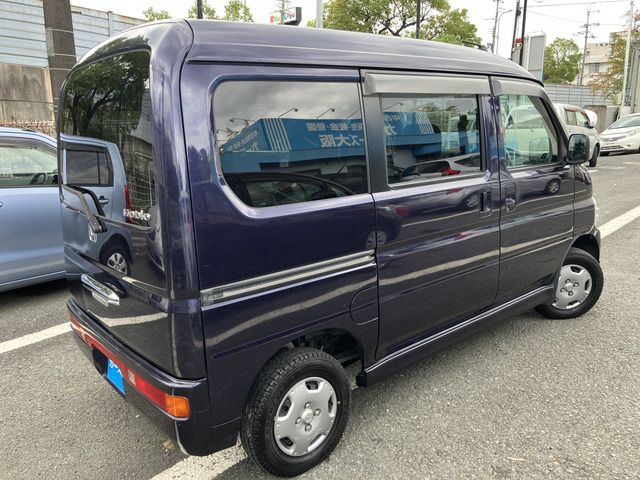 HONDA VAMOS HOBIO 2010