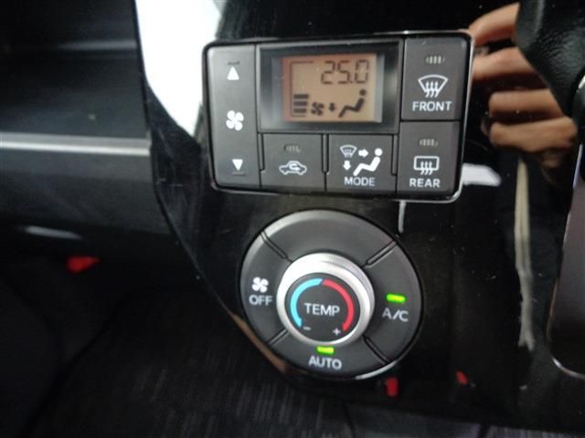 TOYOTA PIXIS MEGA 2018