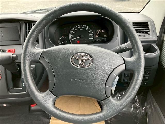 TOYOTA TOWNACE van 4WD 2025