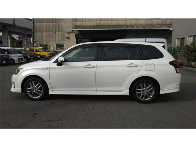 TOYOTA COROLLA FIELDER HYBRID 2014