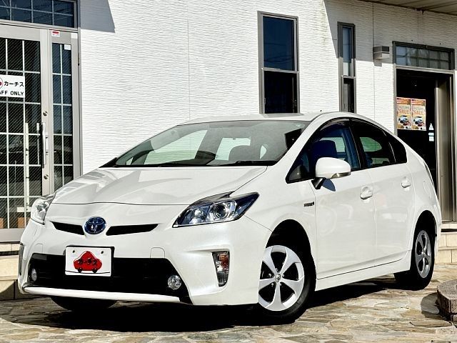 TOYOTA PRIUS 2015