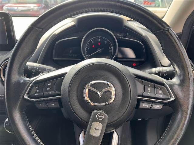 MAZDA DEMIO 2016