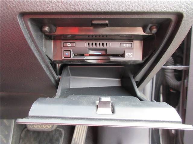 TOYOTA CAMRY HYBRID 2021