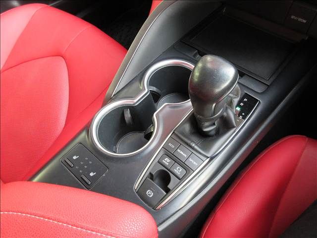 TOYOTA CAMRY HYBRID 2021