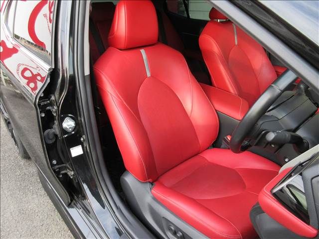 TOYOTA CAMRY HYBRID 2021