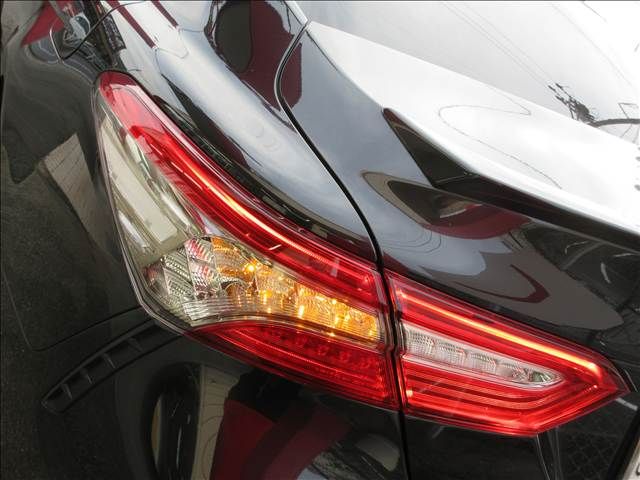 TOYOTA CAMRY HYBRID 2021