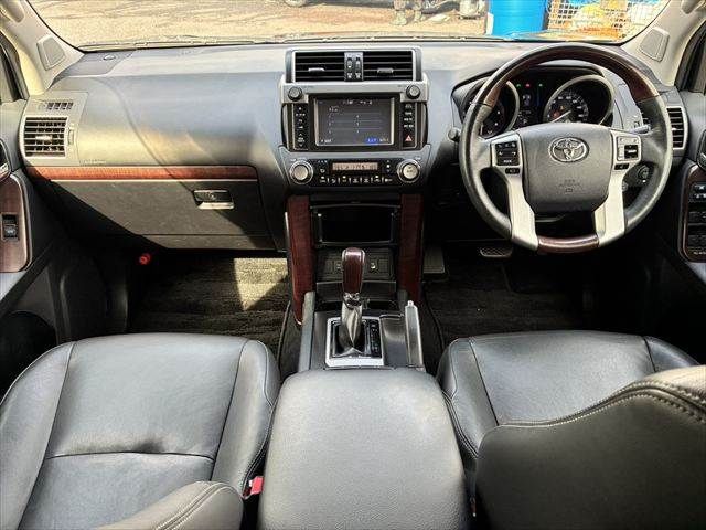 TOYOTA LANDCRUISER PRADO 2015