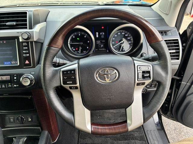 TOYOTA LANDCRUISER PRADO 2015