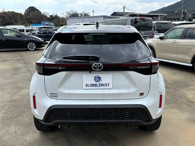 TOYOTA YARIS CROSS 2025