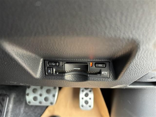 TOYOTA YARIS CROSS 2025