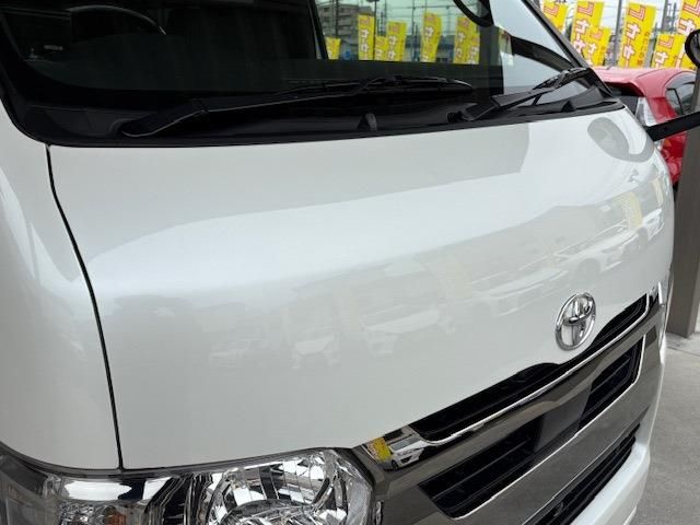 TOYOTA HIACE van 4WD 2022