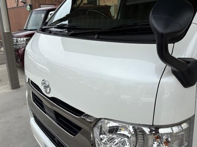 TOYOTA HIACE van 4WD 2022